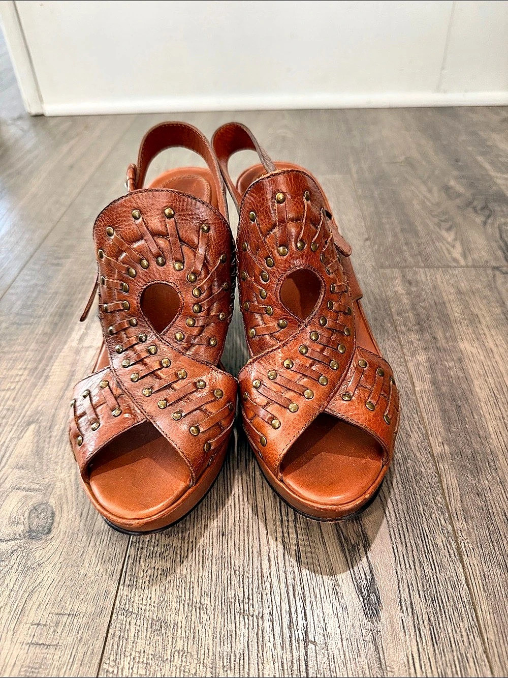 Frye Leather brown Platform Sandals Sz 8B
